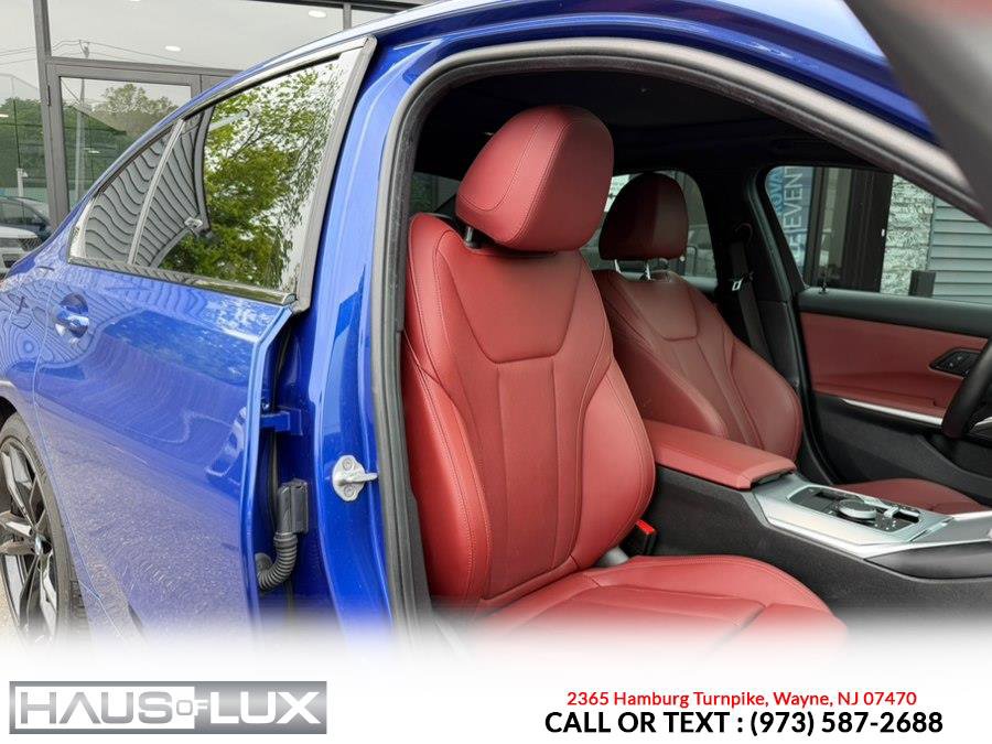 Used 2024 BMW M340i xDrive w/ Premium Package AWD/4WD image 3