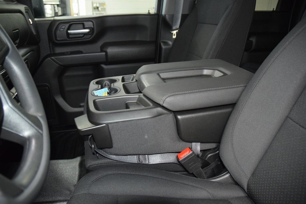 Used 2026 Chevrolet Silverado 3500 W/T w/ WT Convenience Package AWD/4WD image 33