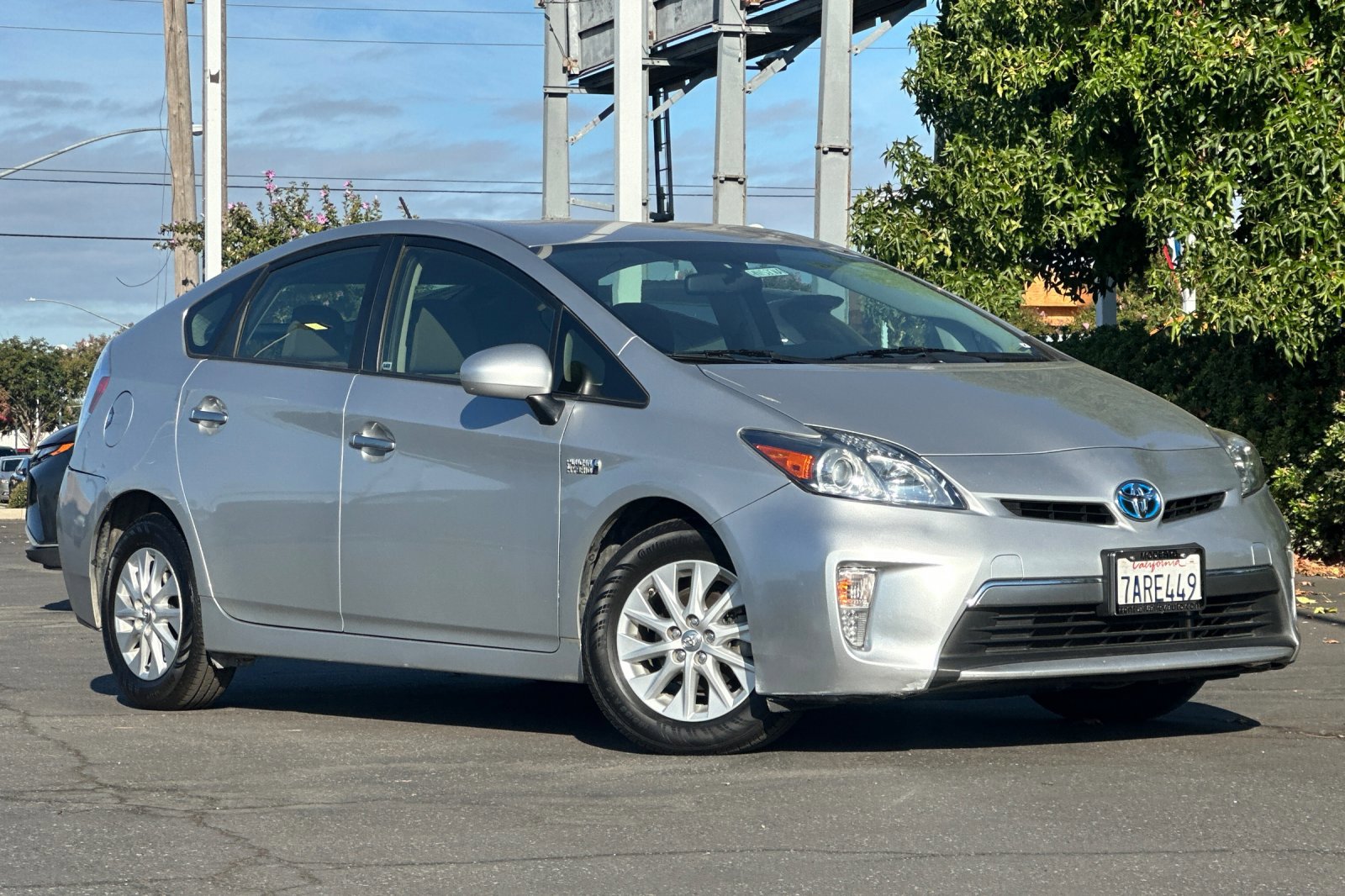 Used 2013 Toyota Prius Plug-In Hybrid image 2