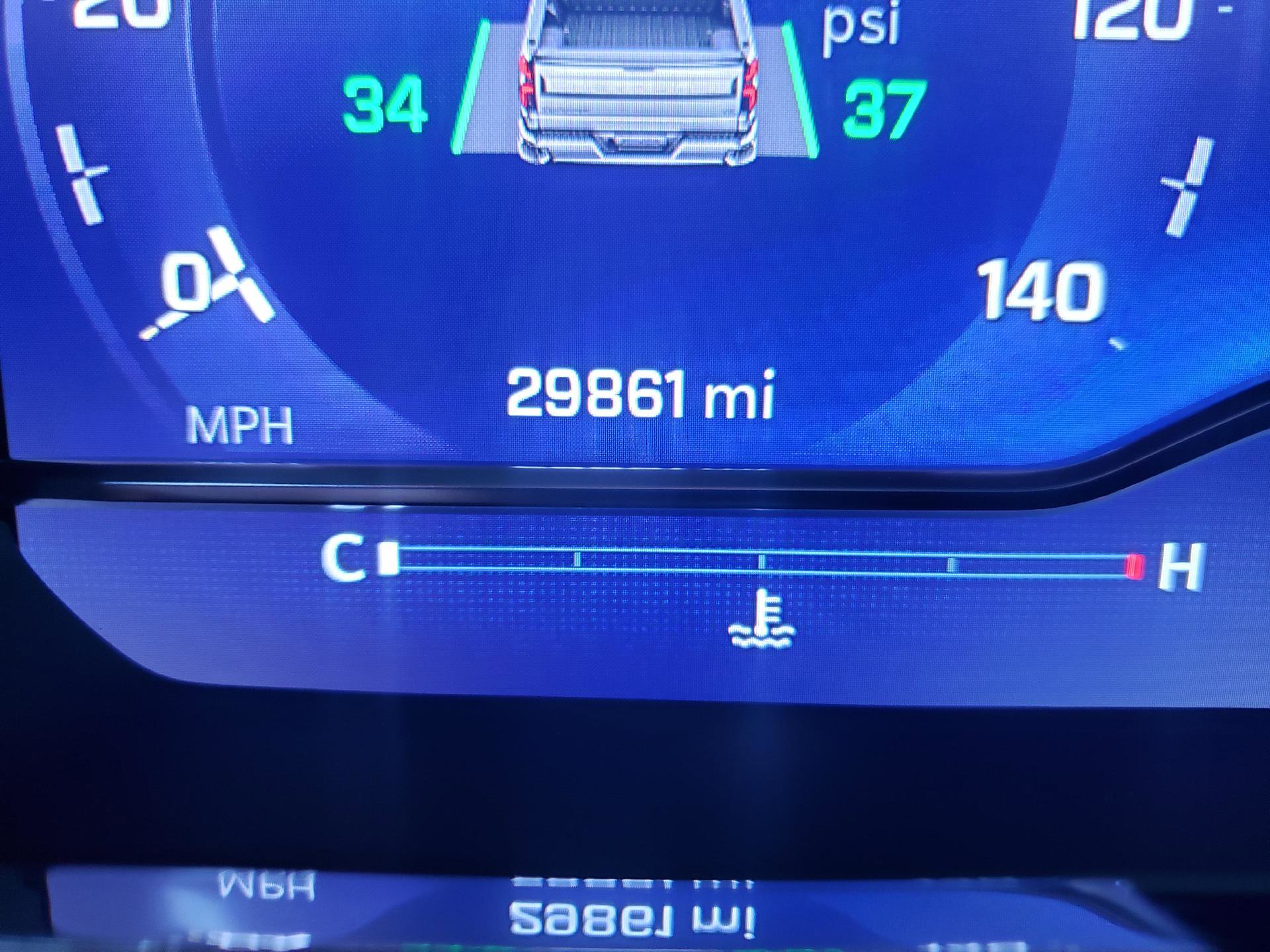 Used 2024 Chevrolet Silverado 1500 LT image 11