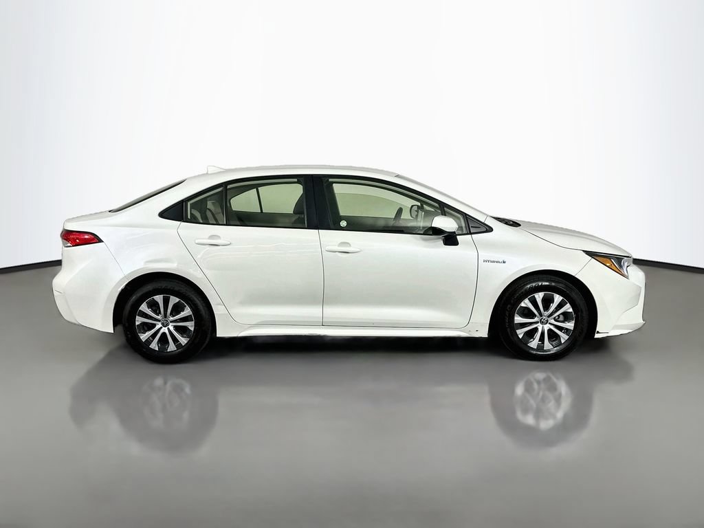 Used 2021 Toyota Corolla LE w/ Carpet Mat Package (TMS) FWD image 9