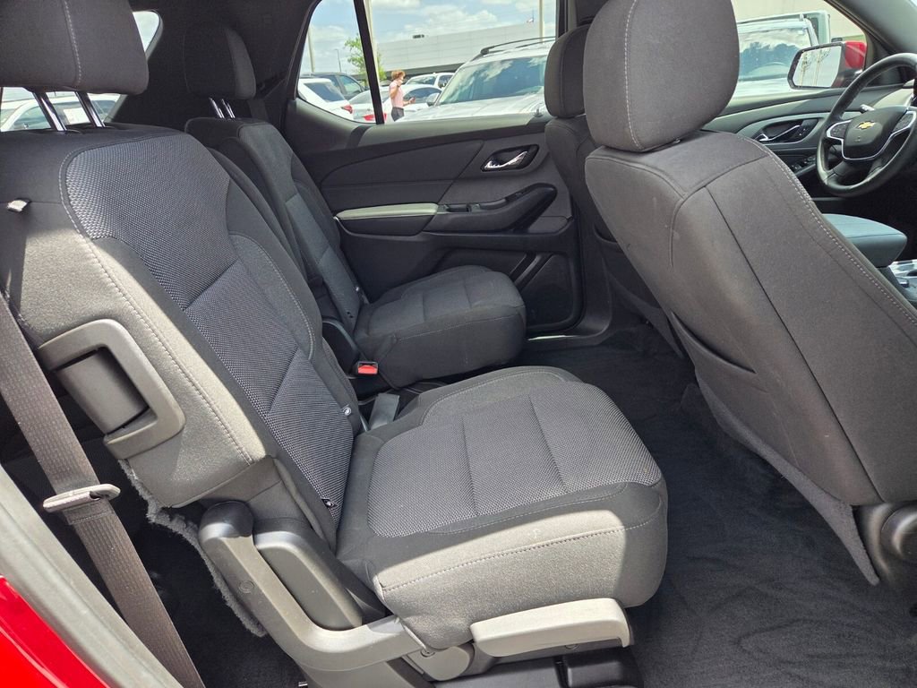 Certified 2023 Chevrolet Traverse LT FWD image 15