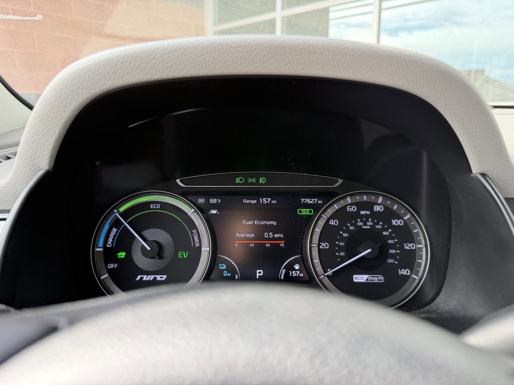 Used 2019 Kia Niro EX Premium w/ Sunroof Package FWD image 17