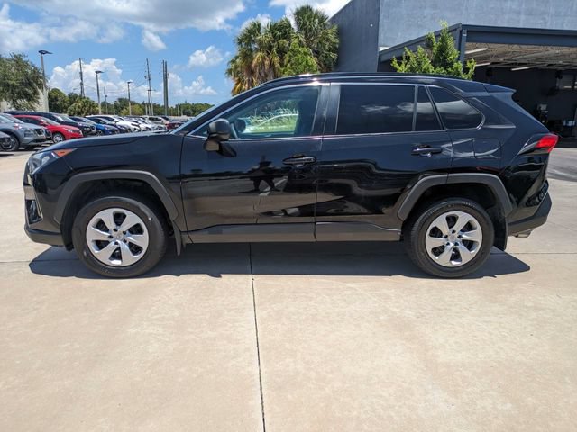 Used 2021 Toyota RAV4 LE w/ Carpet Mat Package (TMS) FWD image 9