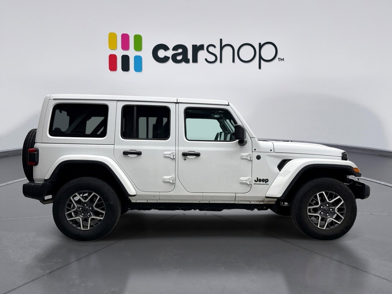 Used 2025 Jeep Wrangler Unlimited Sahara image 6