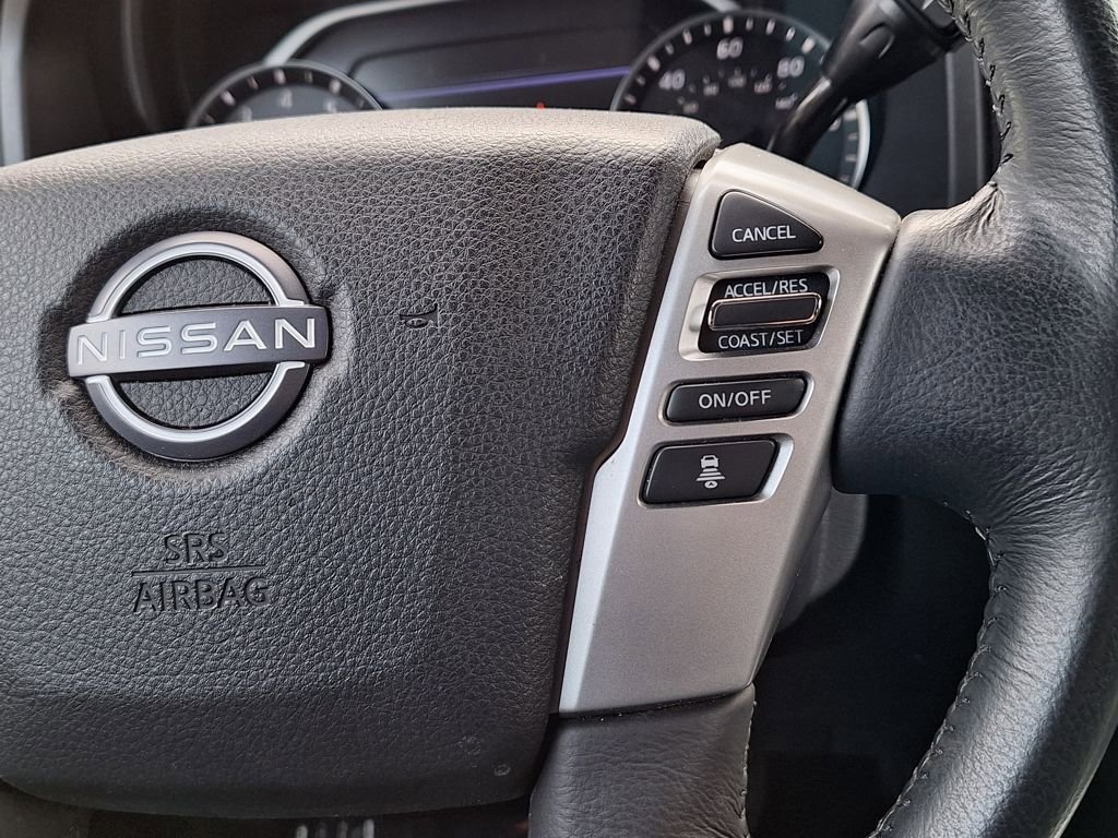 Used 2023 Nissan Titan SV w/ SV Convenience Package image 17