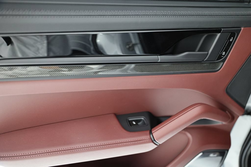 New 2026 Porsche Cayenne GTS AWD/4WD image 26
