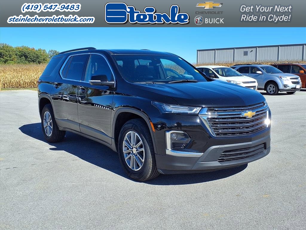 Used 2023 Chevrolet Traverse LT