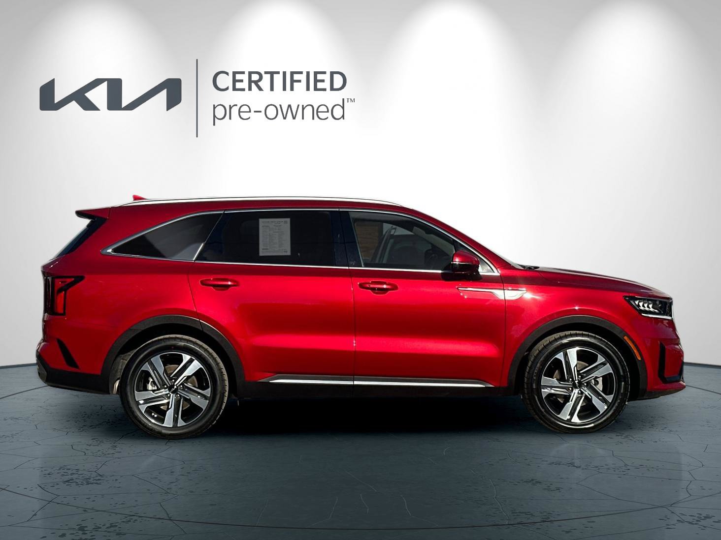 Certified 2023 Kia Sorento EX AWD/4WD image 3