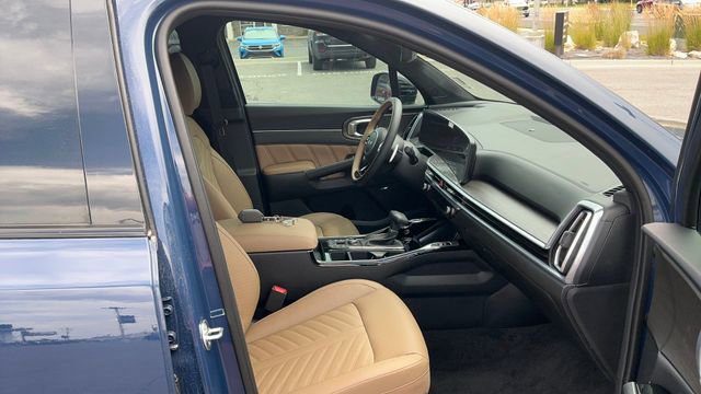 Certified 2025 Kia Sorento SX Prestige w/ Olive Brown Leather Package image 23