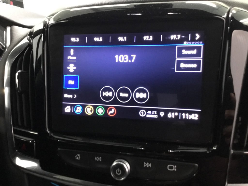 Used 2023 Chevrolet Traverse LT FWD image 30