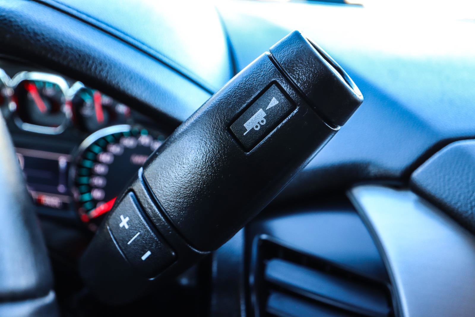 Used 2017 GMC Yukon SLE w/ Convenience Package image 13