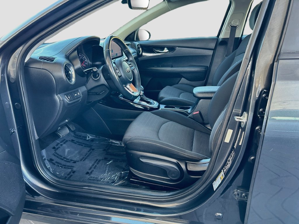 Used 2019 Kia Forte S FWD image 19