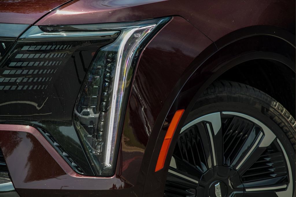 New 2025 Cadillac Escalade IQ Sport 2 image 24