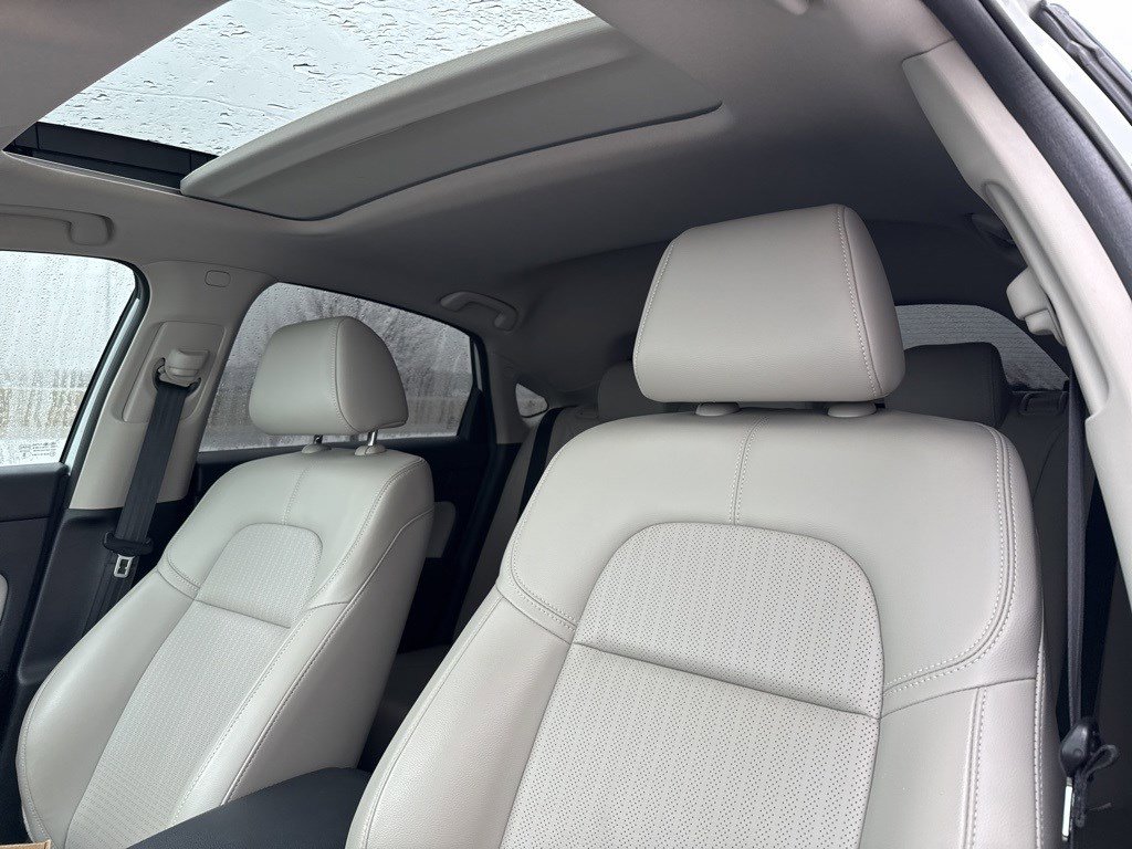 Certified 2023 Honda Civic EX-L image 5