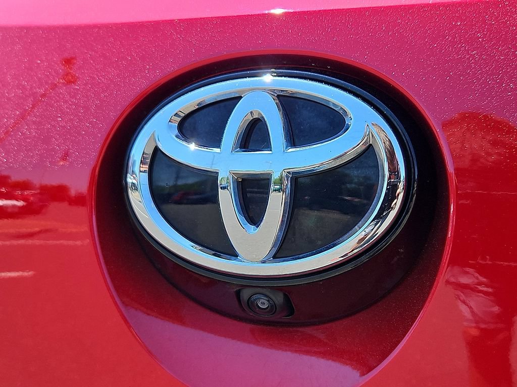 Used 2023 Toyota Corolla SE FWD image 29