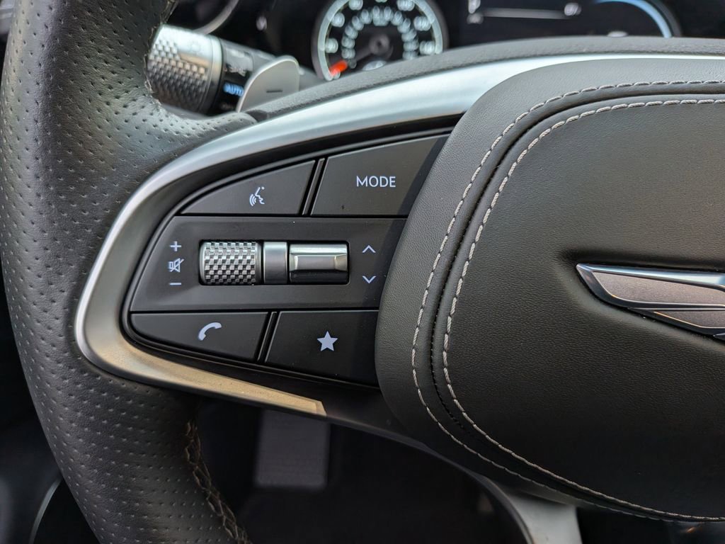 Used 2025 Genesis GV70 3.5T Sport Advanced w/ Sport Advanced Package image 16