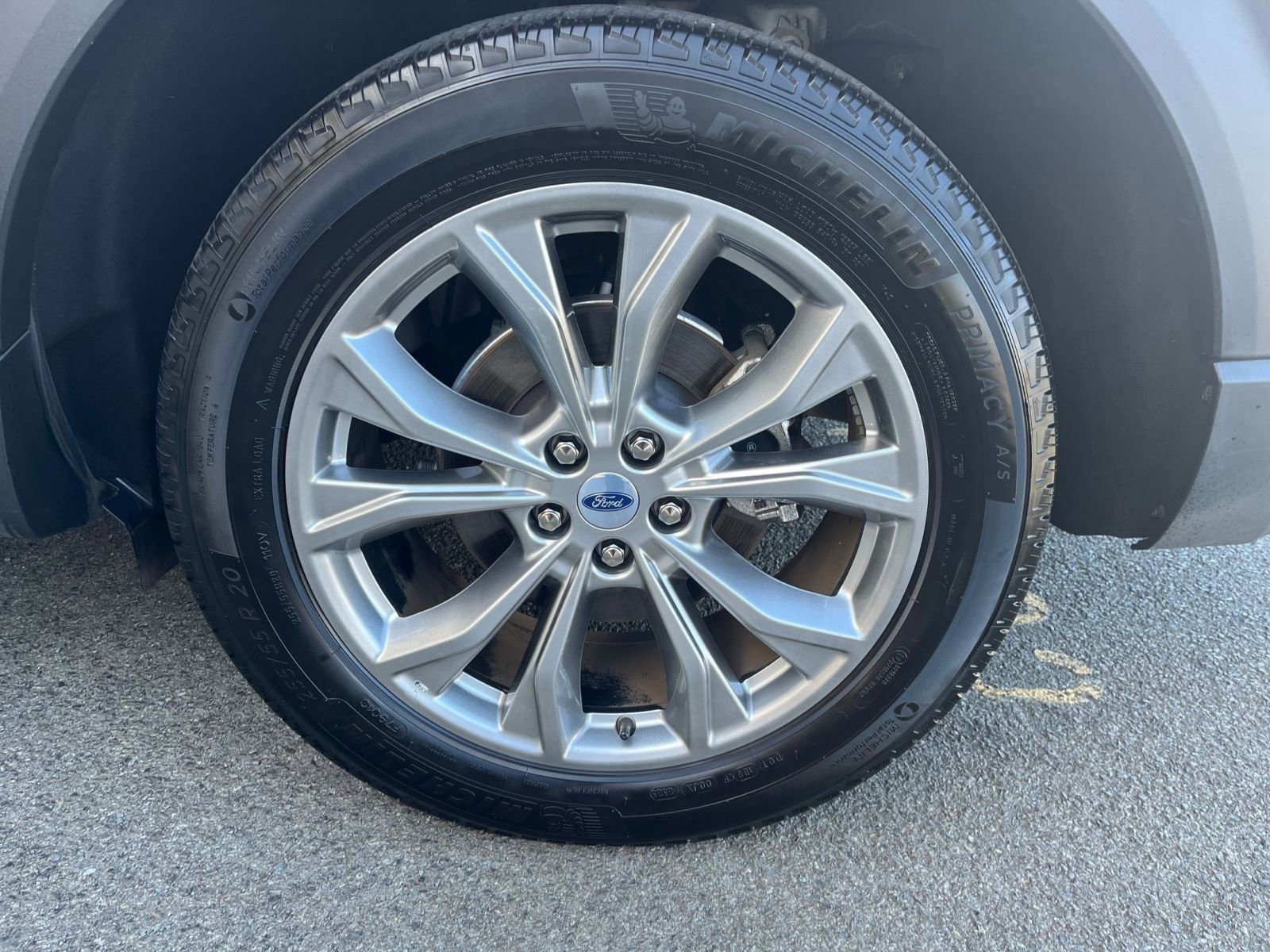 Used 2023 Ford Explorer Limited image 34