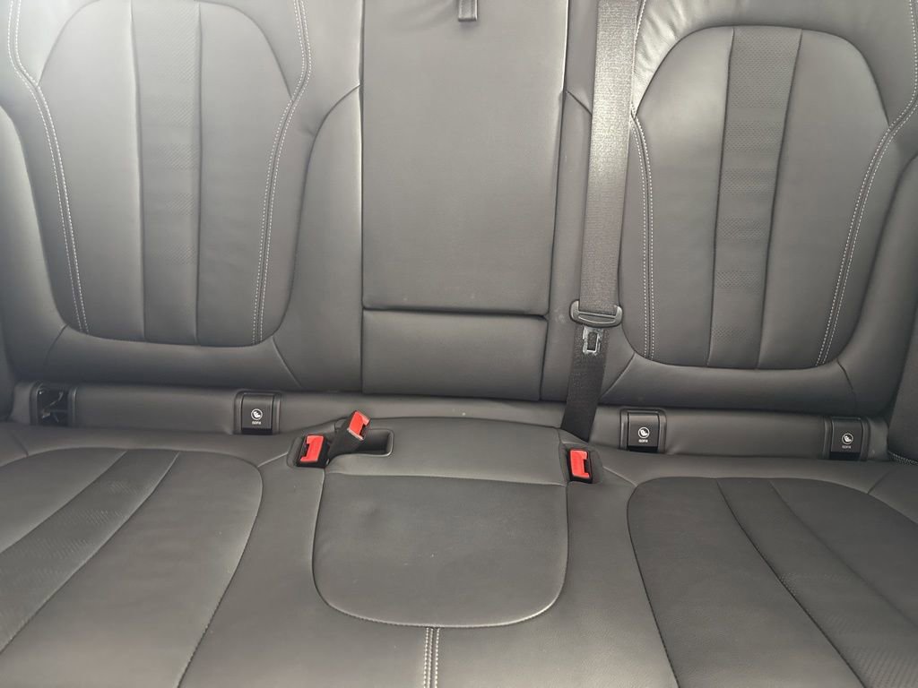 Certified 2022 BMW X5 xDrive40i w/ Premium Package image 17