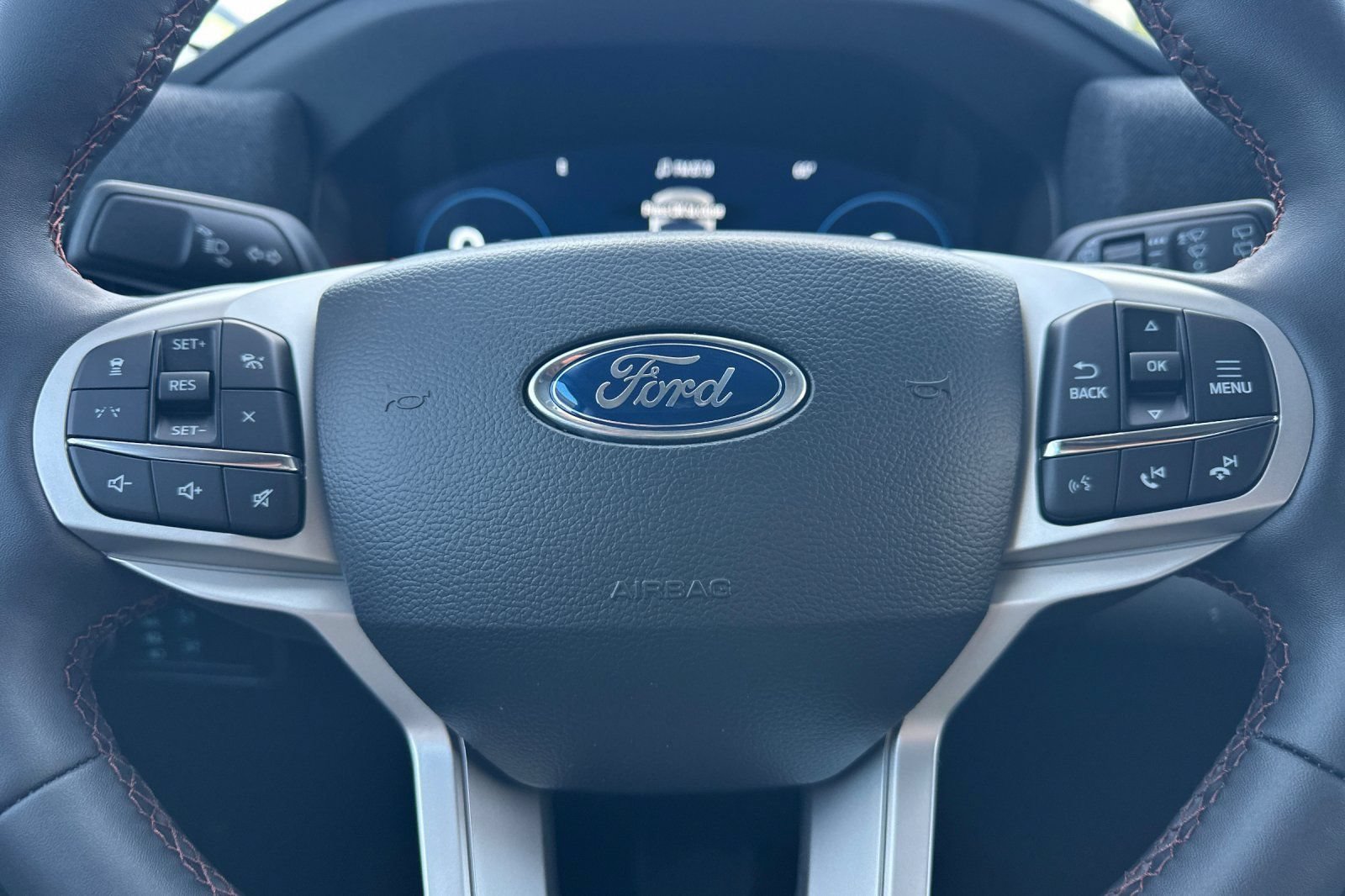 New 2026 Ford Explorer Active w/ Active Comfort Package RWD image 24