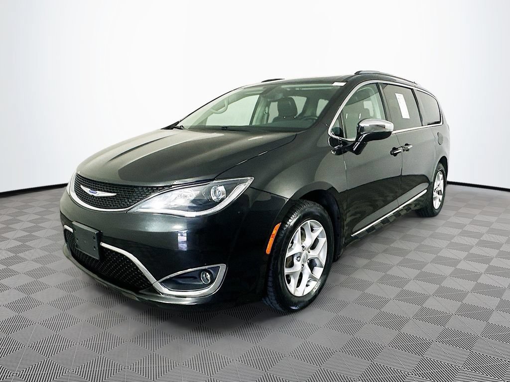 Used 2019 Chrysler Pacifica Limited FWD image 4