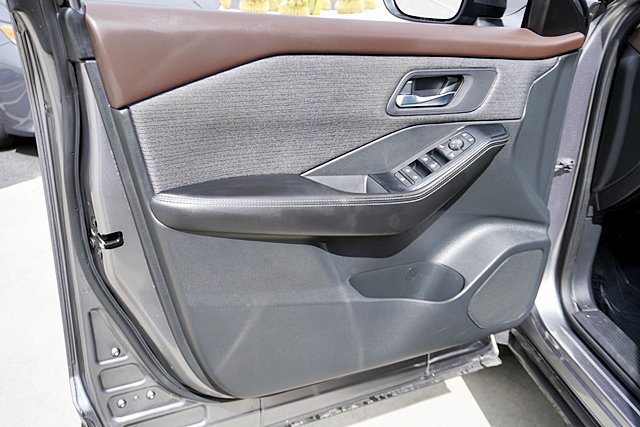 Used 2021 Nissan Rogue SV FWD image 31