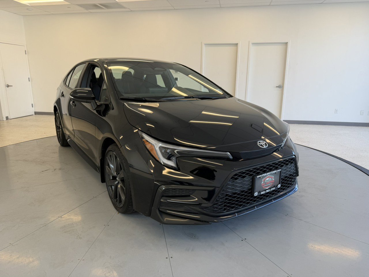 Used 2023 Toyota Corolla SE w/ Carpet Mat Package (TMS)