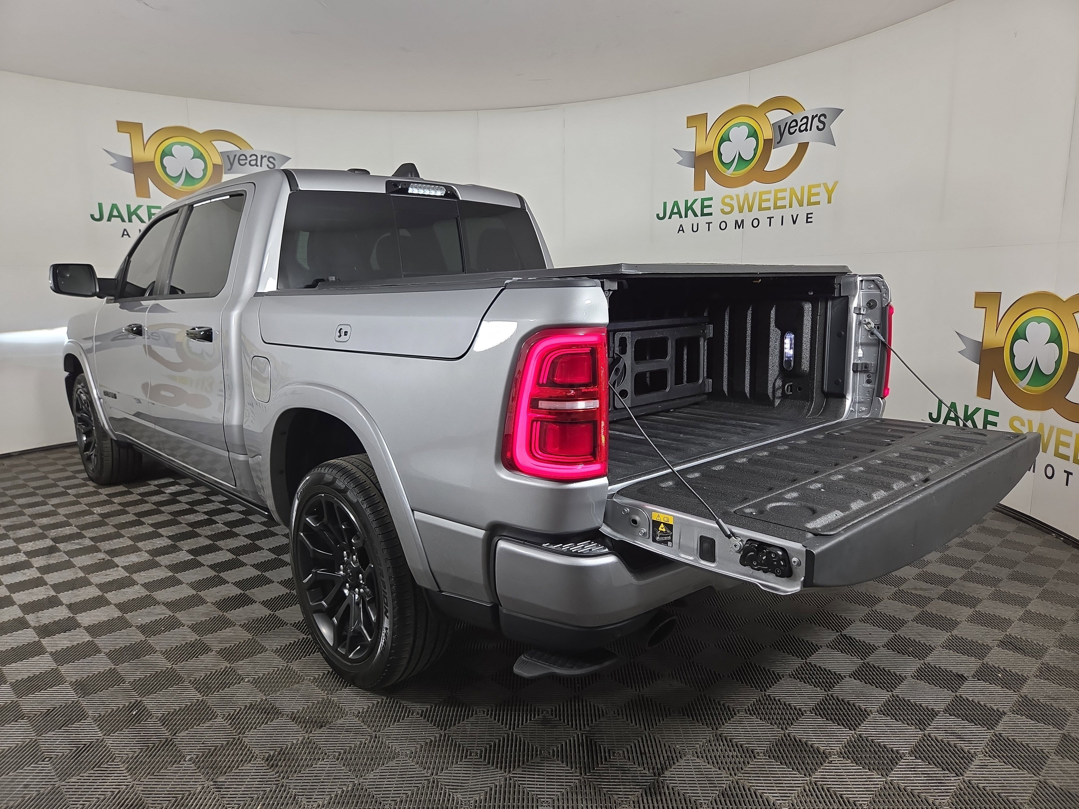 Used 2025 RAM 1500 Limited image 34