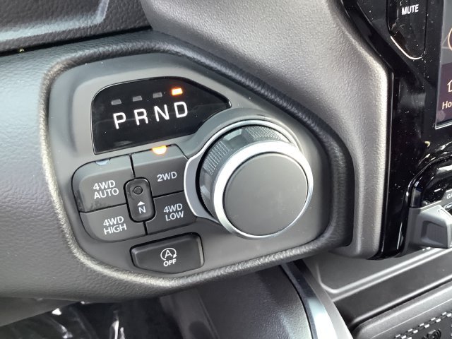 New 2026 RAM 1500 Big Horn AWD/4WD image 16