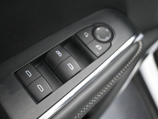 Used 2024 GMC Acadia Elevation image 14