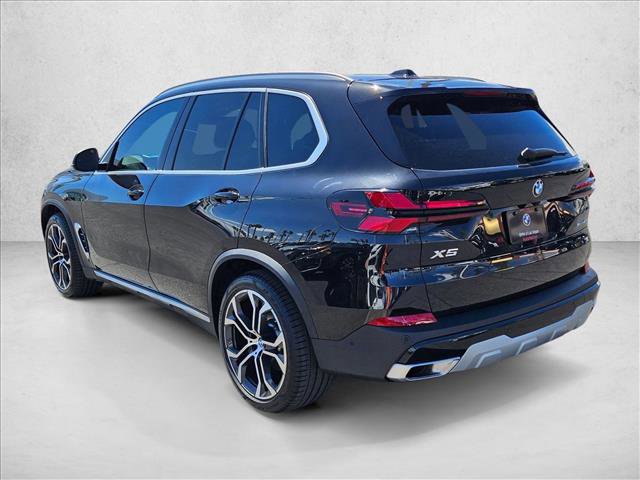 Used 2026 BMW X5 sDrive40i image 8
