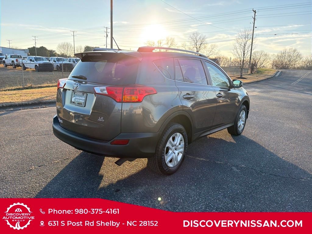 Used 2015 Toyota RAV4 LE image 6