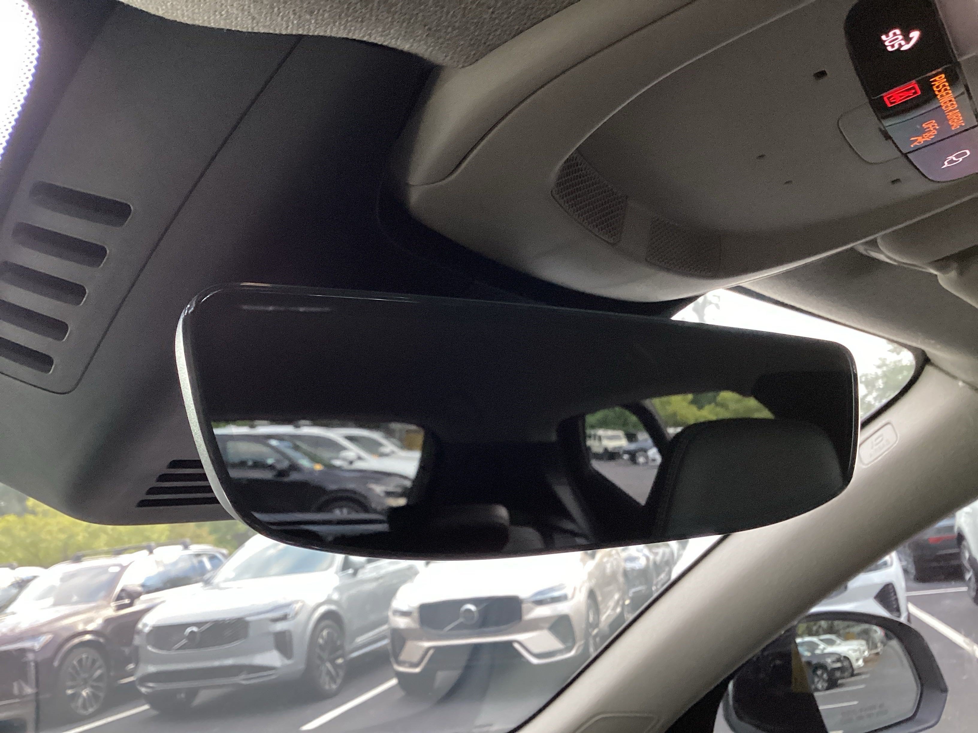 New 2026 Volvo XC40 B4 Core FWD image 30