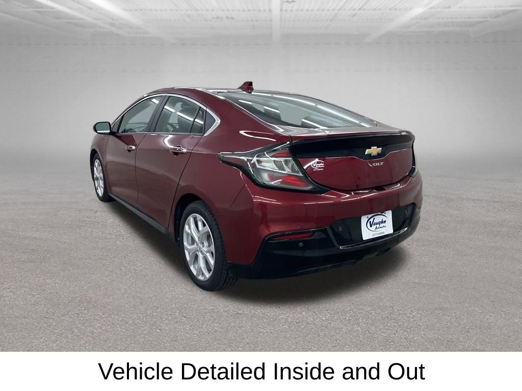 Used 2017 Chevrolet Volt Premier w/ Driver Confidence II Package FWD image 9