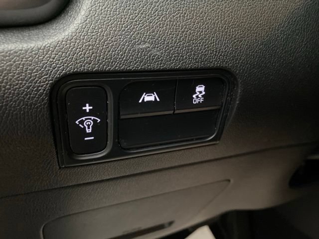 Used 2022 Kia Sorento S AWD/4WD image 18