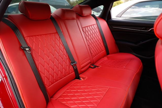 Used 2018 Honda Accord Sport image 17