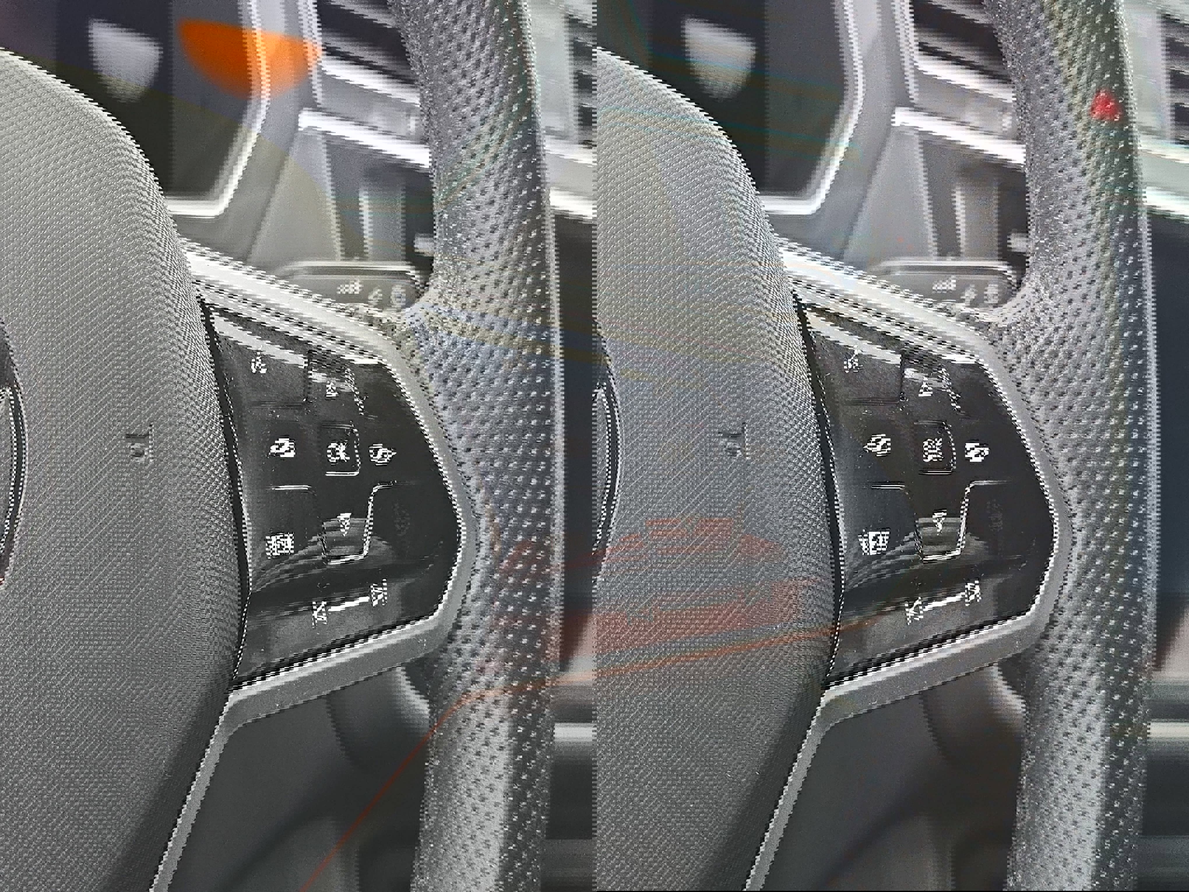 Certified 2023 Volkswagen Tiguan SE R-Line image 17