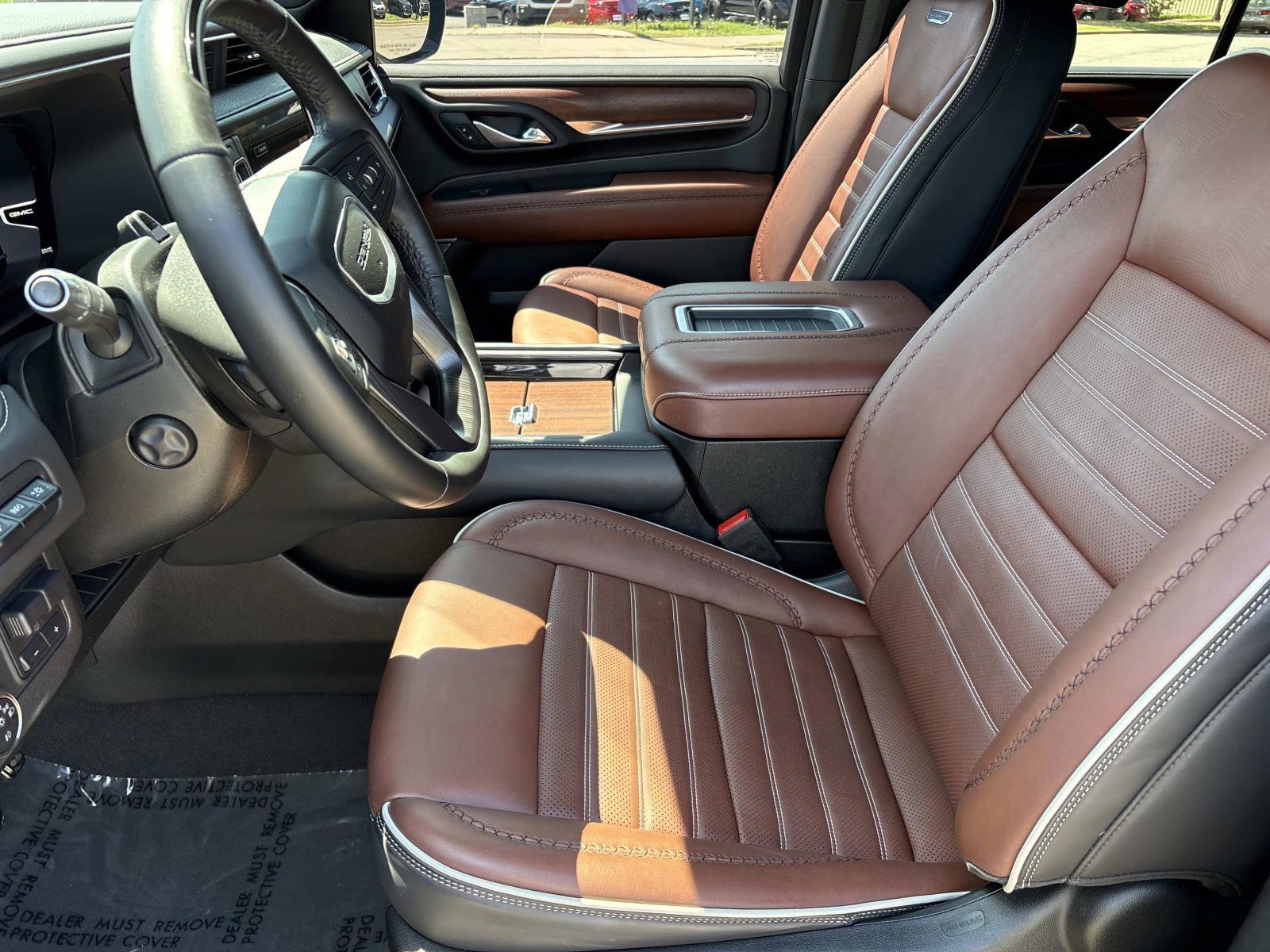 Certified 2023 GMC Yukon Denali Ultimate image 14