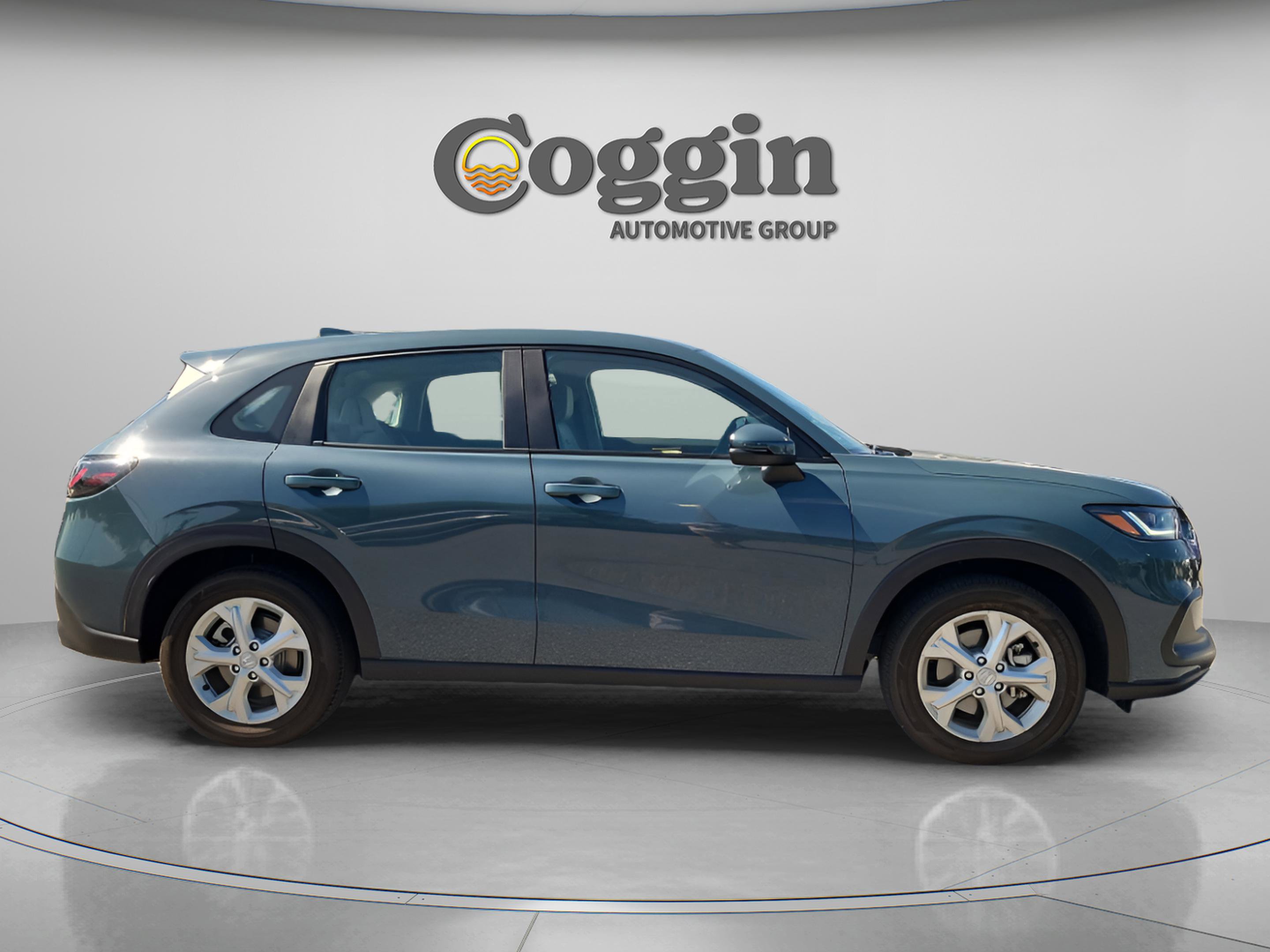 Certified 2025 Honda HR-V LX image 7