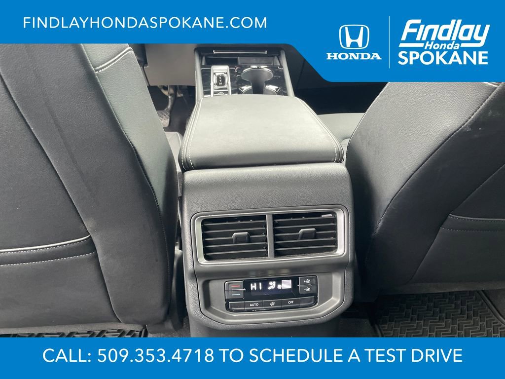 Used 2024 Volkswagen Atlas SE image 21