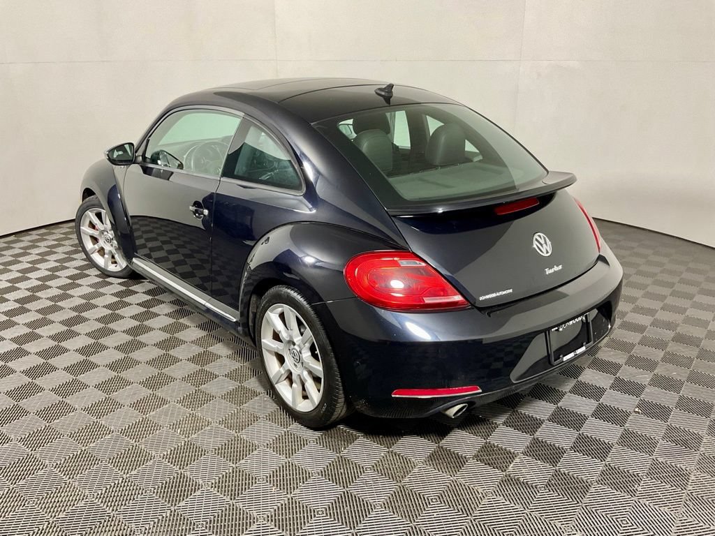 Used 2013 Volkswagen Beetle Turbo FWD image 12