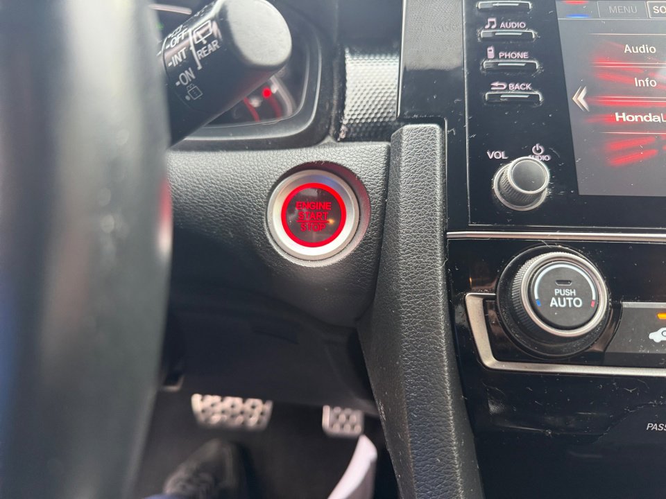 Used 2020 Honda Civic Sport image 24