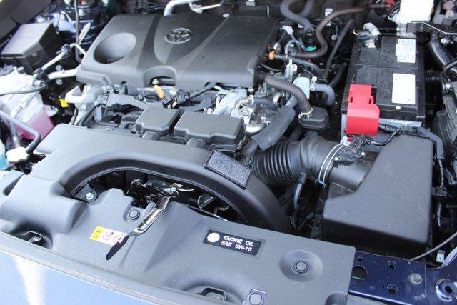 Certified 2020 Toyota RAV4 XLE Premium AWD/4WD image 29