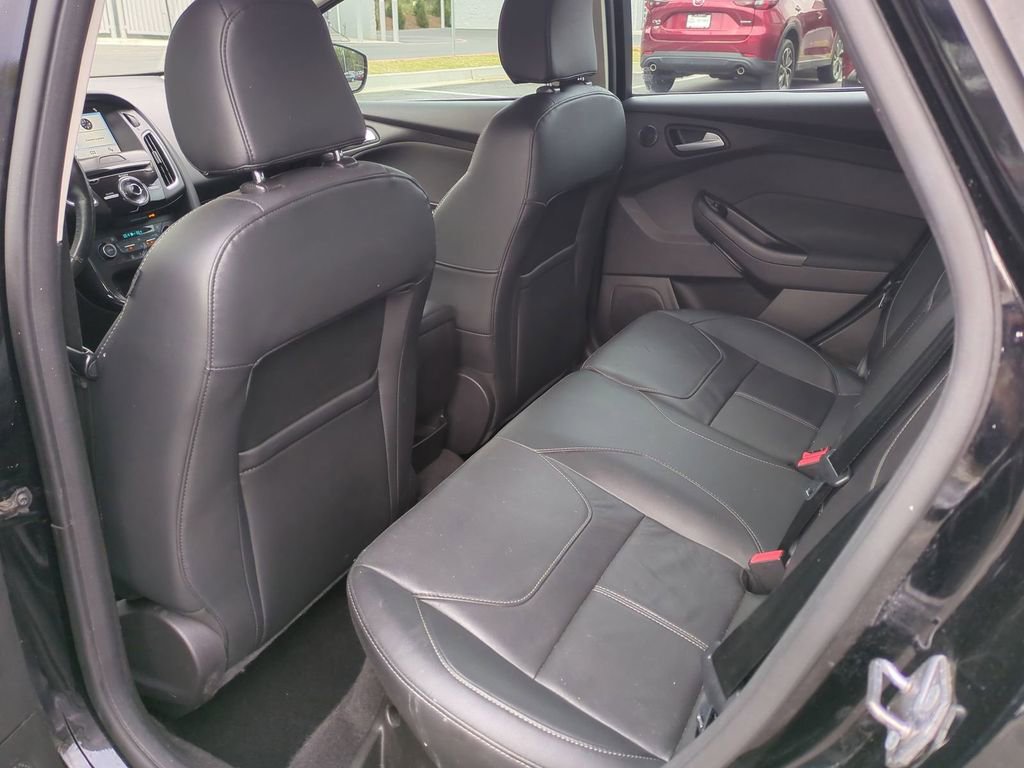 Used 2017 Ford Focus Titanium w/ Titanium Technology Package image 14