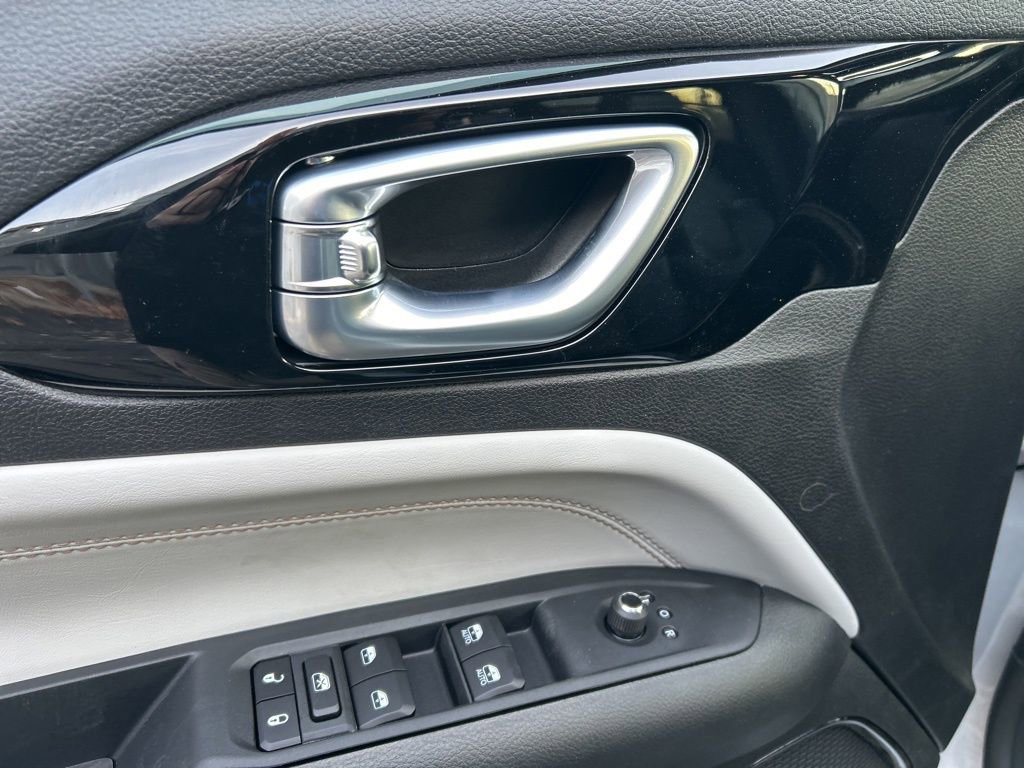 New 2026 Jeep Compass Limited w/ Sun, Sound & Navigation Group AWD/4WD image 17