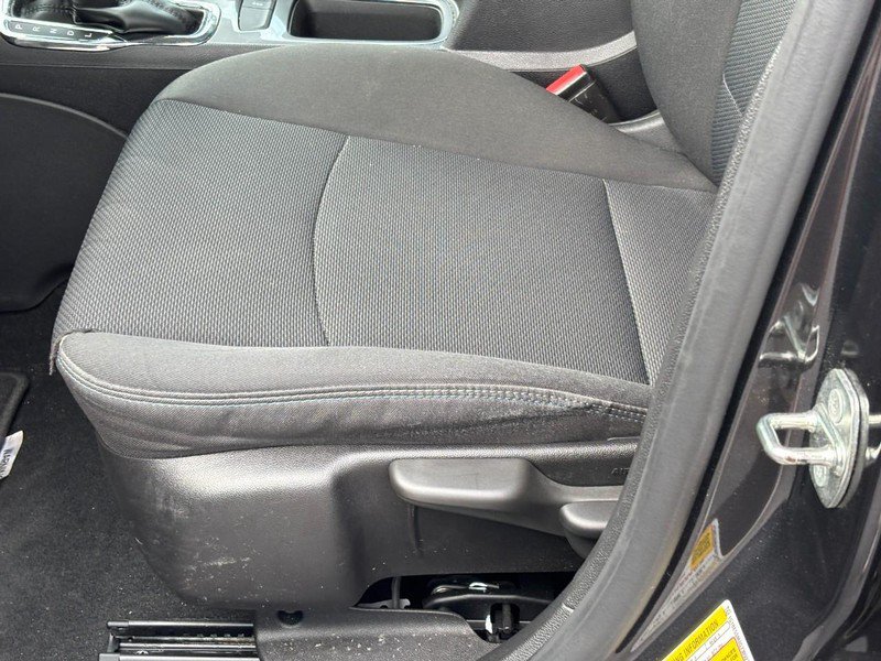 Used 2016 Chevrolet Cruze LT FWD image 15