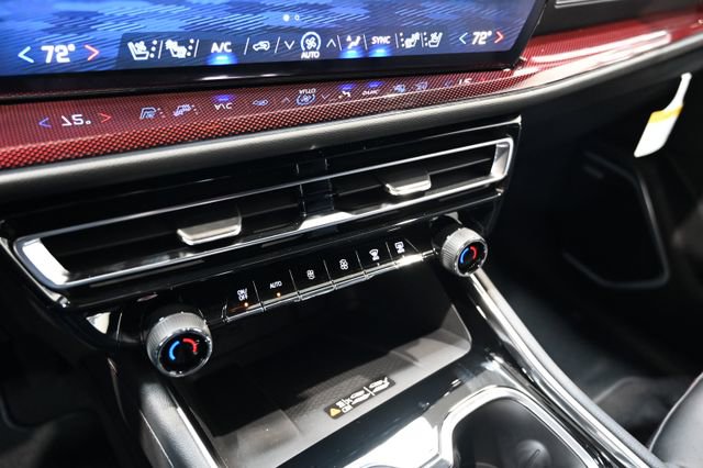 New 2026 Chevrolet Traverse RS image 19