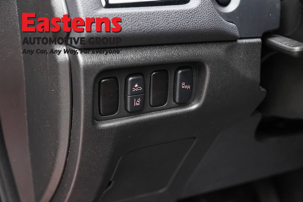 Used 2025 Mitsubishi Outlander Sport SE AWD/4WD image 21
