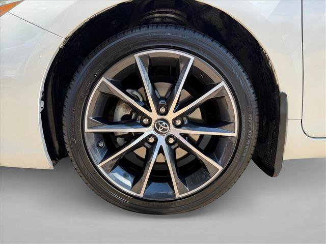Used 2015 Toyota Camry XSE w/ Moonroof Package FWD image 23
