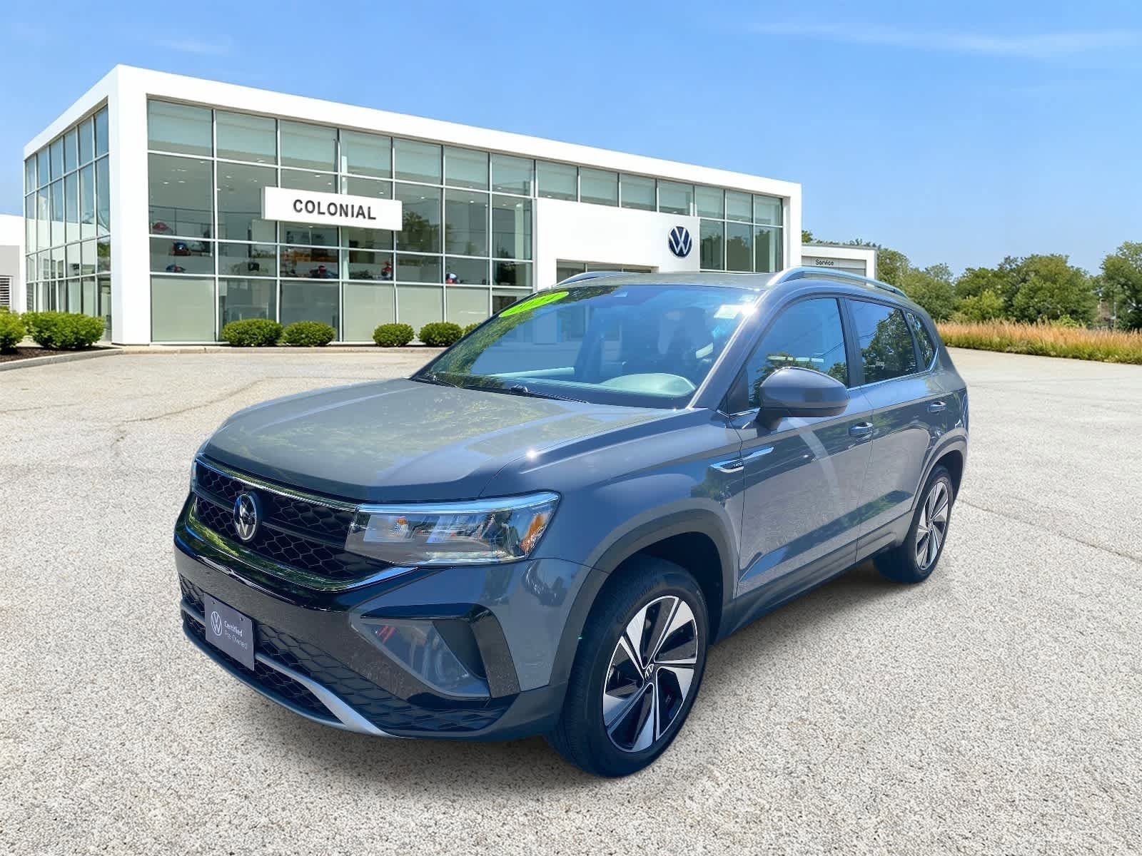 Certified 2024 Volkswagen Taos SE w/ Panoramic Sunroof Package AWD/4WD video 1